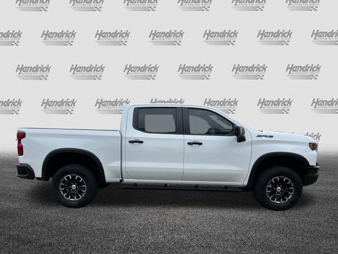 Used 2025 Chevrolet Silverado 1500 ZR2 w/ Technology Package image 10