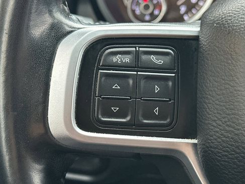 Used 2019 RAM 2500 Big Horn image 30