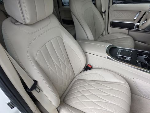 Used 2025 Mercedes-Benz G 580 w/ EQ Technology image 27