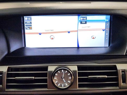 Used 2016 Lexus LS 460 w/ Comfort Package RWD image 17
