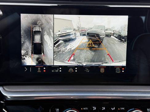 Used 2024 GMC Sierra 3500 Denali Ultimate image 27