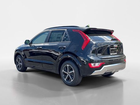 New 2025 Kia Niro SX image 3