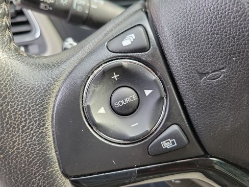 Certified 2022 Honda HR-V EX-L image 18