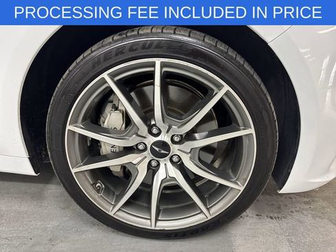 Used 2024 Genesis G70 2.5T AWD/4WD image 2