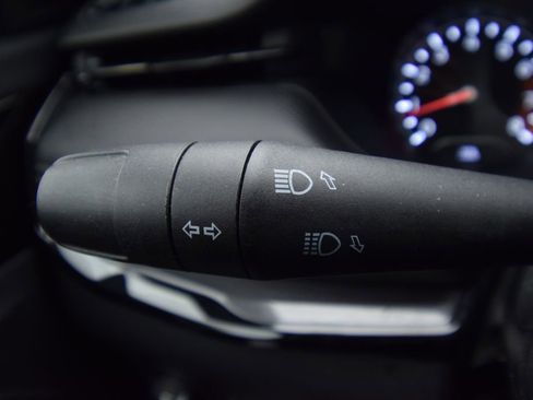 Certified 2023 Jeep Compass Latitude w/ Convenience Group image 39