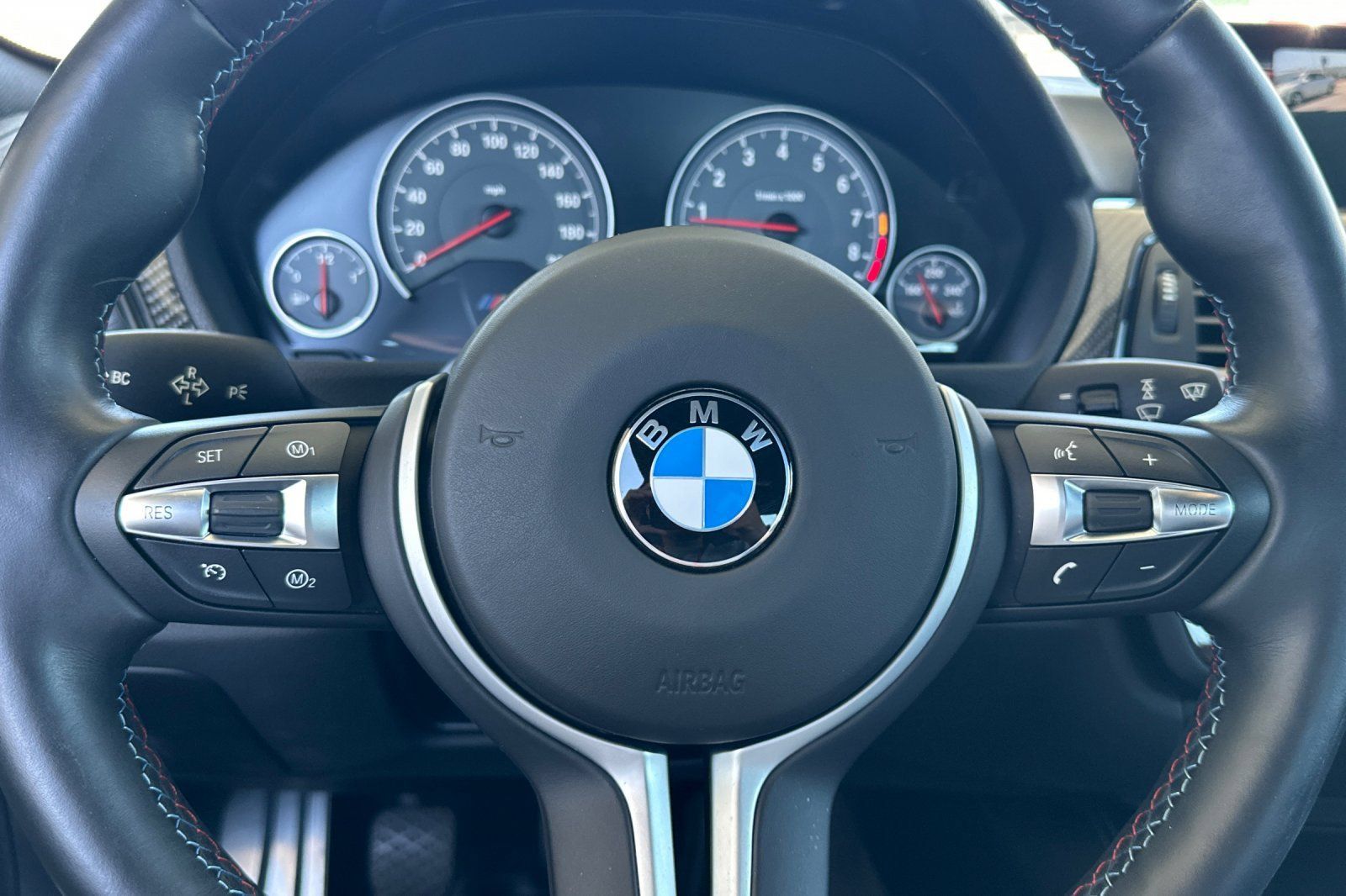Used 2015 BMW M4 Coupe RWD image 24