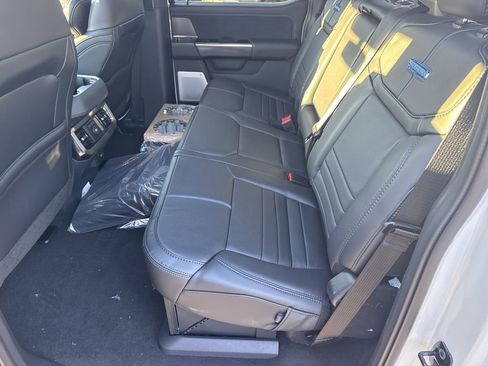 New 2026 Ford F250 Platinum image 20