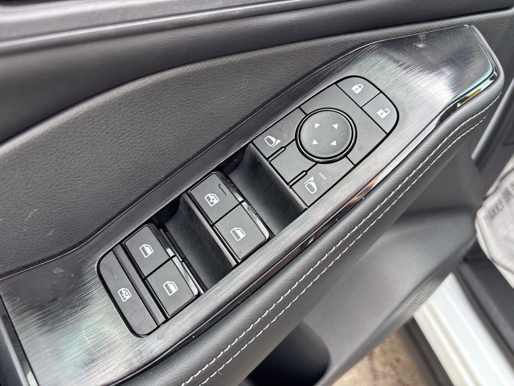 Used 2026 Nissan Rogue SV w/ Cold Weather Package AWD/4WD image 18
