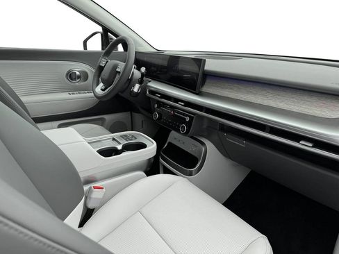 New 2026 Hyundai Ioniq 9 SEL AWD/4WD image 16