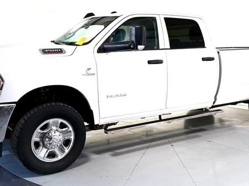 Used 2019 RAM 3500 Tradesman AWD/4WD image 7