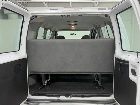 Used 2003 Ford E-350 and Econoline 350 XL RWD image 78