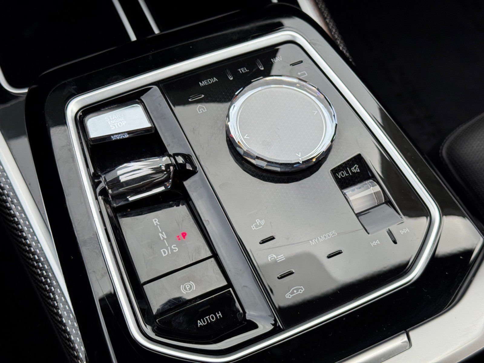 Used 2023 BMW 740i RWD image 38