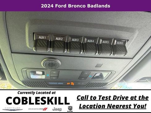 Used 2024 Ford Bronco Badlands AWD/4WD image 25