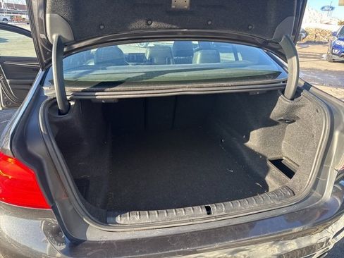 Used 2019 BMW 530i xDrive w/ Convenience Package image 13