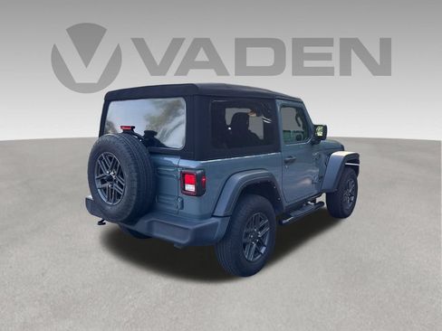 Used 2024 Jeep Wrangler Sport AWD/4WD image 28