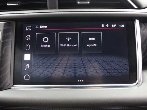 Used 2022 GMC Yukon XL Denali AWD/4WD image 49