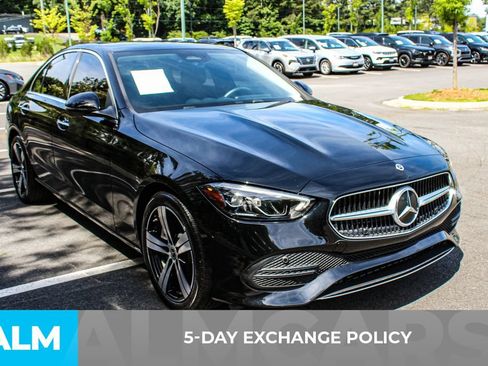 Used 2025 Mercedes-Benz C 300 Sedan image 3