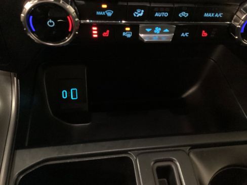 Used 2024 Ford F150 XLT w/ Equipment Group 302A MID image 32