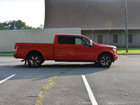 Used 2017 Ford F150 XLT w/ Equipment Group 302A Luxury AWD/4WD image 8