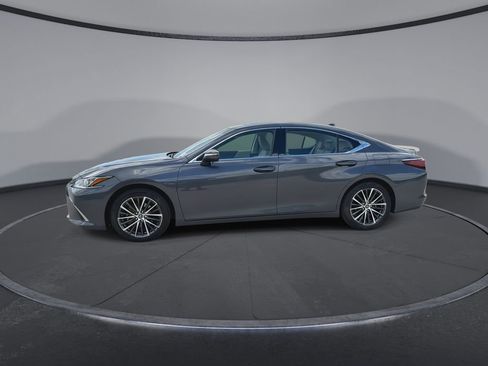 Used 2025 Lexus ES 350 w/ Premium Package image 4