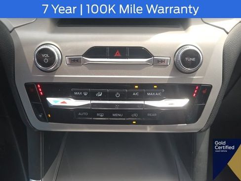 Used 2023 Ford Explorer XLT w/ Equipment Group 202A AWD/4WD image 35