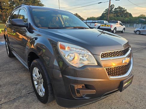 Used 2011 Chevrolet Equinox LT image 3