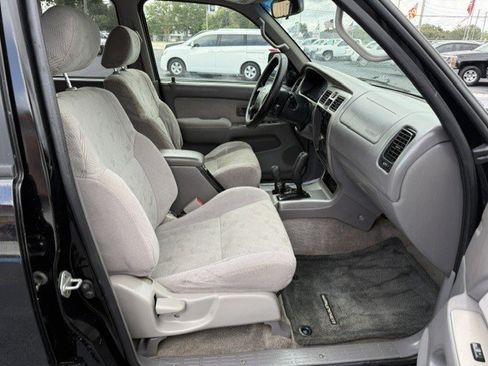 Used 2001 Toyota 4Runner SR5 w/ Sport Pkg AWD/4WD image 12