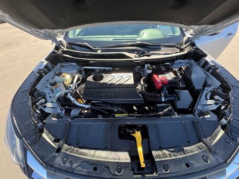 Used 2024 Nissan Rogue SV image 38
