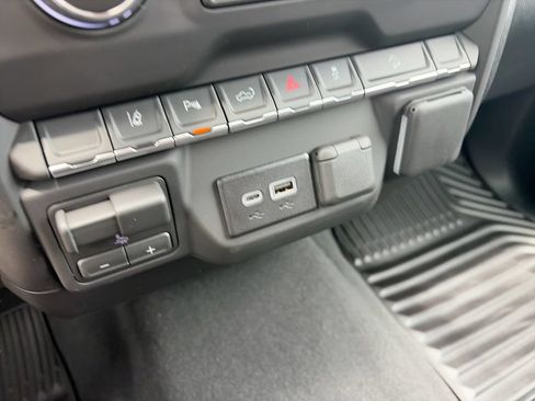 New 2026 Chevrolet Silverado 2500 Custom w/ Custom Value Package AWD/4WD image 19