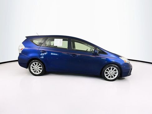 Used 2012 Toyota Prius V Five FWD image 11