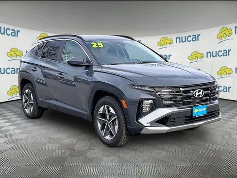 Used 2025 Hyundai Tucson SEL image 1