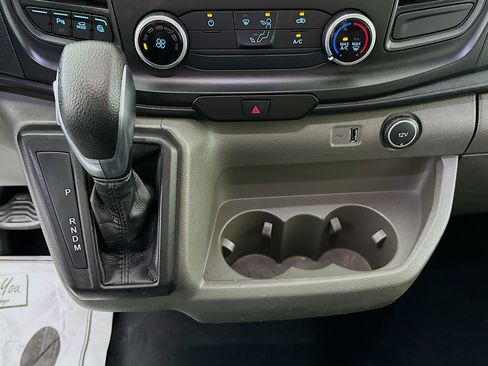 Used 2022 Ford Transit 150 Medium Roof image 20