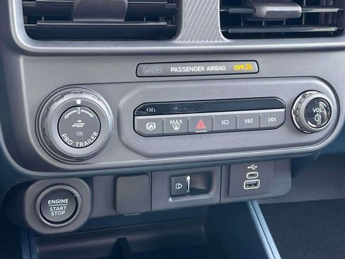 New 2026 Ford Maverick Lariat w/ Black Appearance Package AWD/4WD image 30