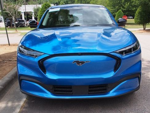 Certified 2025 Ford Mustang Mach-E Premium AWD/4WD image 2