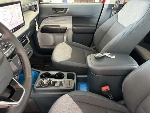 New 2026 Ford Maverick XLT w/ XLT Luxury Package FWD image 20