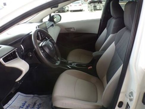 Used 2020 Toyota Corolla LE w/ Carpet Mat Package (TMS) image 14