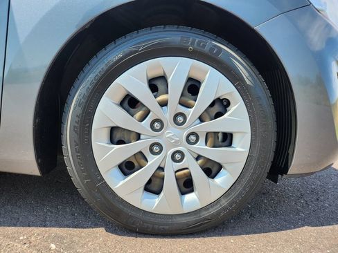 Used 2016 Hyundai Elantra GT FWD image 34