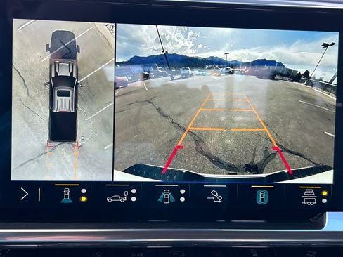 Used 2024 Chevrolet Silverado 2500 LTZ w/ LTZ Plus Package image 14