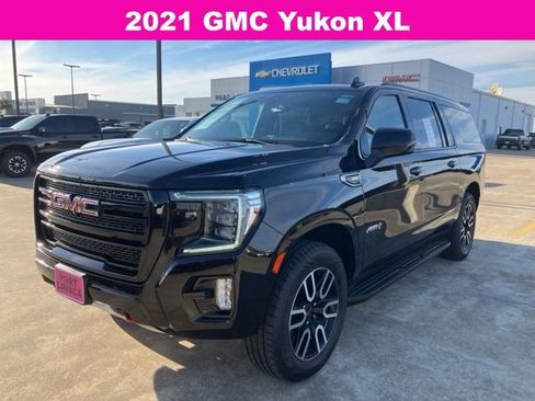 Used 2021 GMC Yukon XL AT4 w/ Rear Media and Nav Package image 3