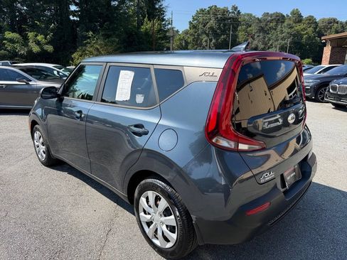 Used 2020 Kia Soul LX FWD image 5