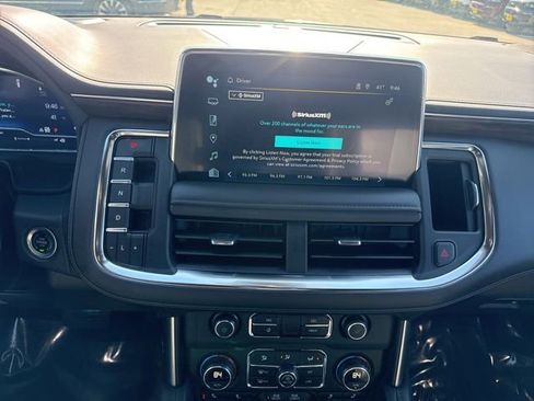 Used 2024 Chevrolet Suburban LT AWD/4WD image 12