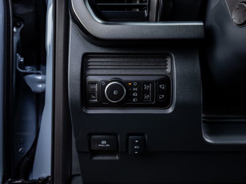 Used 2026 Ford F250 Platinum AWD/4WD image 22