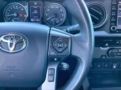 Used 2020 Toyota Tacoma TRD Sport w/ TRD Premium Sport Package image 25