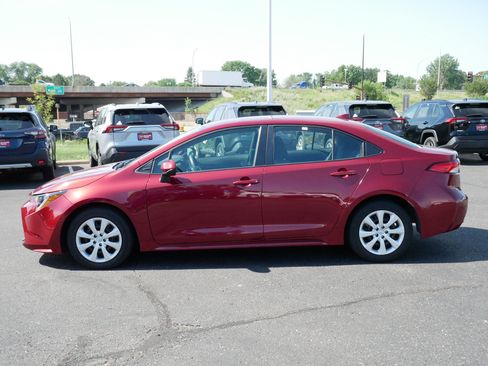Certified 2024 Toyota Corolla LE FWD image 4