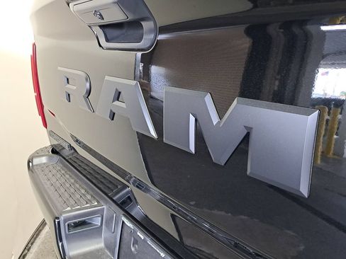 New 2026 RAM 2500 Big Horn AWD/4WD image 7