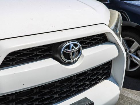 Used 2015 Toyota 4Runner SR5 RWD image 6