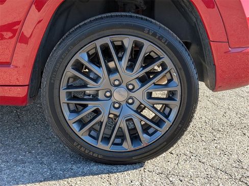 Certified 2023 Jeep Compass Limited image 31