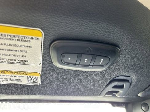 Used 2024 Jeep Wrangler Unlimited w/ Convenience Group AWD/4WD image 39