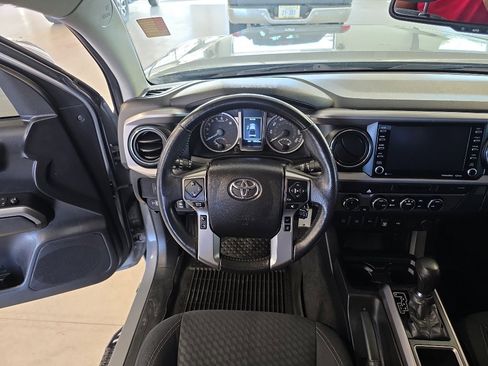 Used 2021 Toyota Tacoma SR5 w/ Trail Edition AWD/4WD image 10