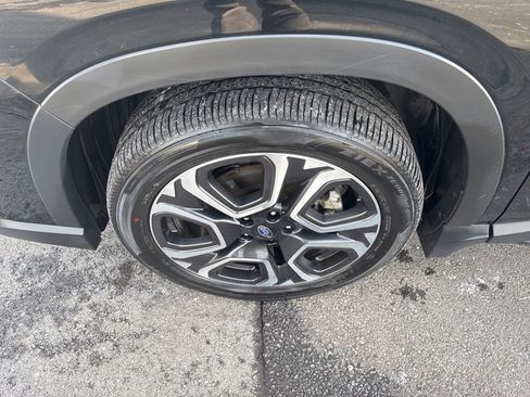 Certified 2023 Subaru Ascent Limited image 8